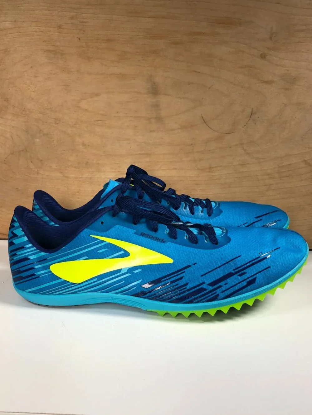 Brooks Mens Size 12.5 Carpe Runem Mach 18 Track Spikeless Shoes 1102381D453